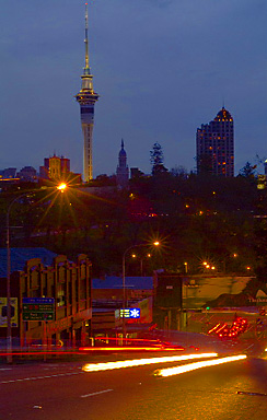  Evening traffic lights: Parnell Rise bus stop